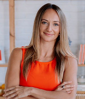 Lizzie Earl, MD and Founder of Nibble, Most Successful Women Entrepreneurs of 2021 Profile