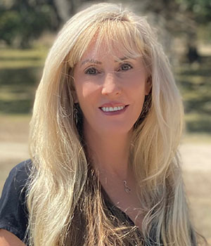 Shannon Malish Founder & CEO of Windmill Wellness Ranch, Top 10 Women CEOs of 2022 Profile